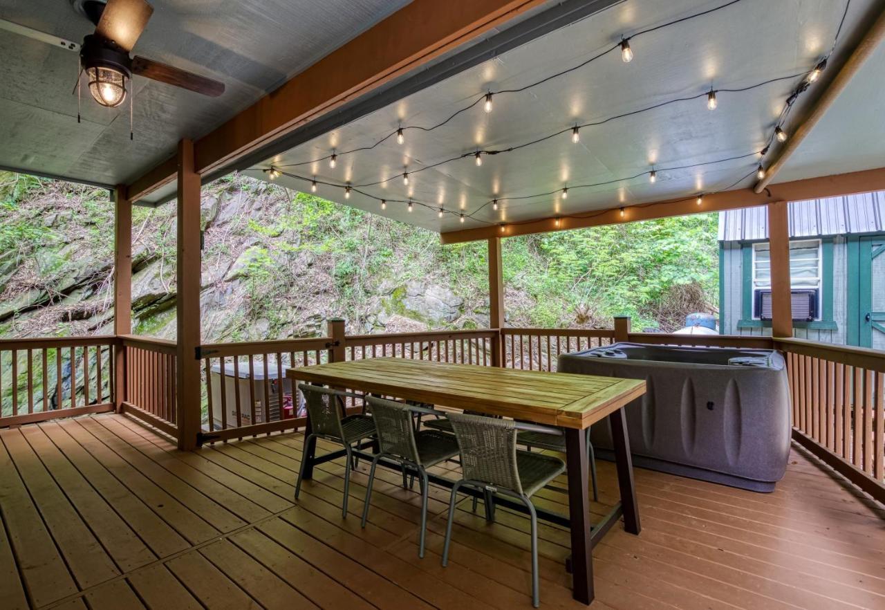 Great Location - Hot Tub - Dog Friendly Villa Sevierville Eksteriør billede