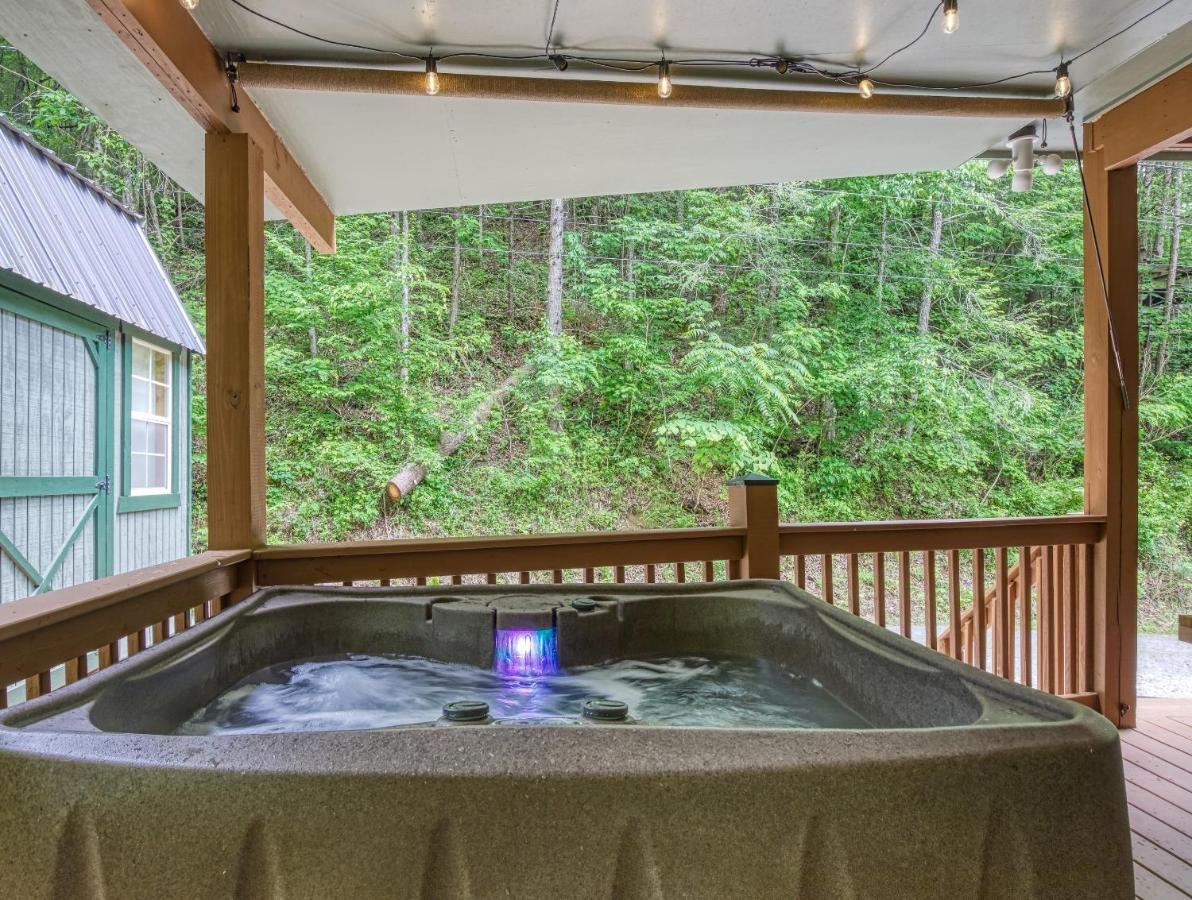 Great Location - Hot Tub - Dog Friendly Villa Sevierville Eksteriør billede
